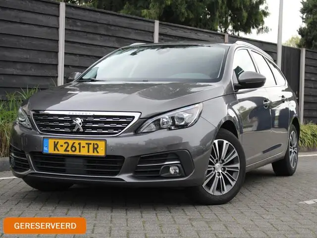 Photo 1 : Peugeot 308 2021 Petrol