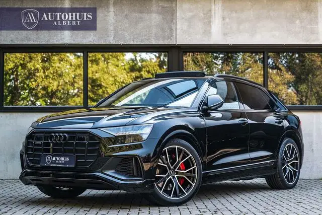 Photo 1 : Audi Q8 2024 Hybrid