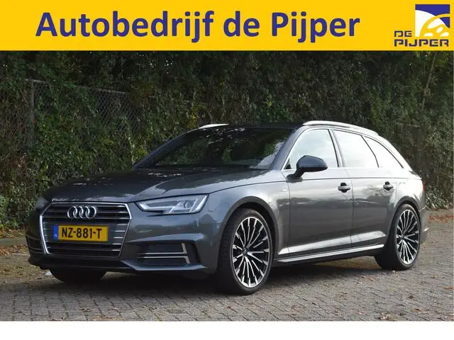 Photo 1 : Audi A4 2017 Petrol