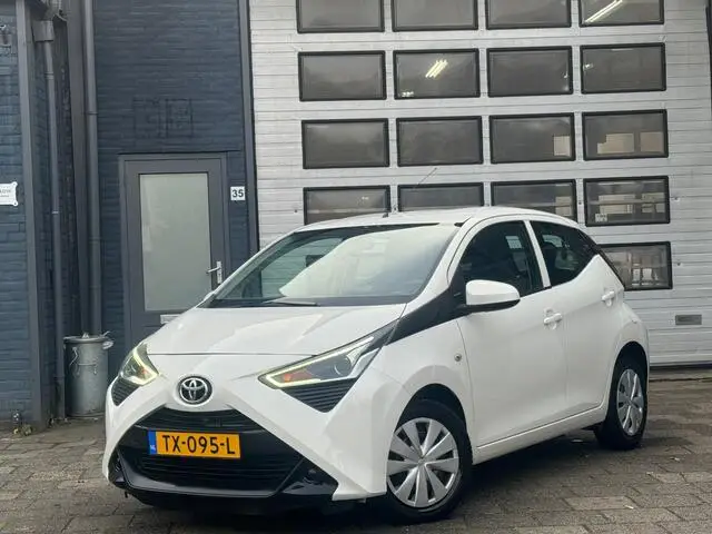 Photo 1 : Toyota Aygo 2018 Essence