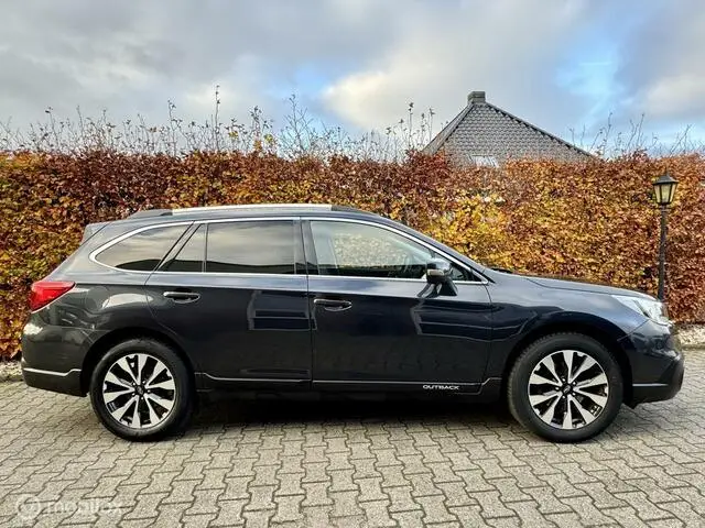 Photo 1 : Subaru Outback 2016 Essence