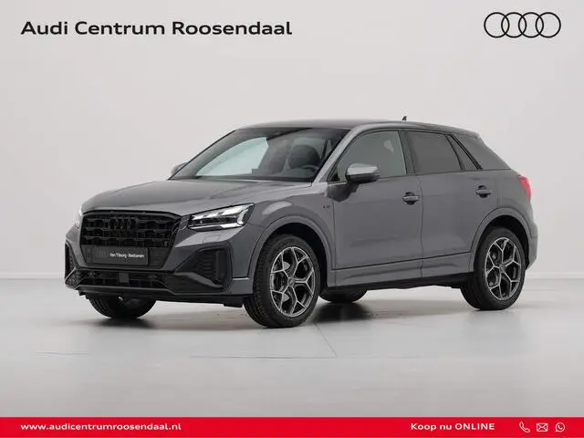 Photo 1 : Audi Q2 2024 Petrol