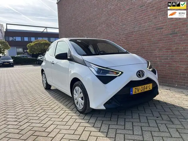 Photo 1 : Toyota Aygo 2019 Essence