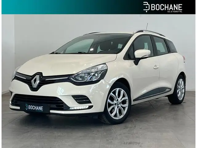 Photo 1 : Renault Clio 2017 Essence