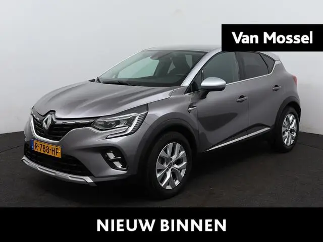 Photo 1 : Renault Captur 2021 Essence