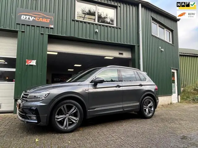 Photo 1 : Volkswagen Tiguan 2017 Petrol