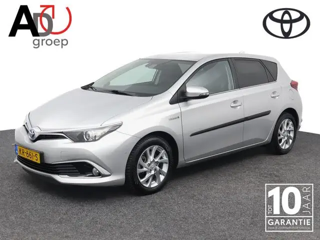 Photo 1 : Toyota Auris 2016 Hybrid