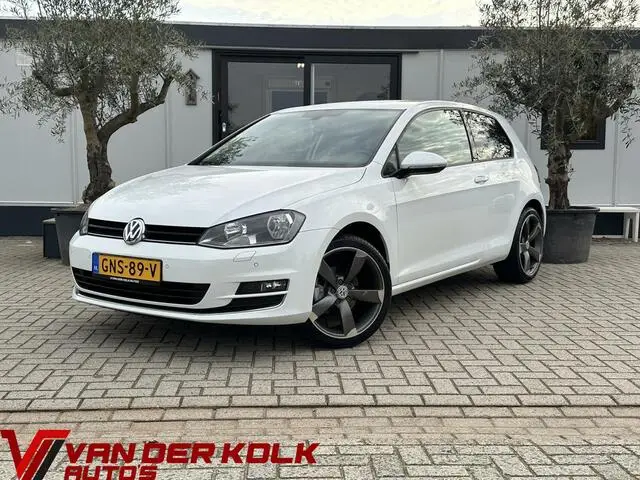 Photo 1 : Volkswagen Golf 2017 Essence