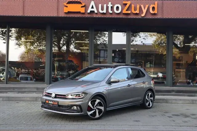 Photo 1 : Volkswagen Polo 2019 Essence