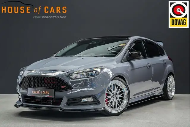 Photo 1 : Ford Focus 2016 Essence