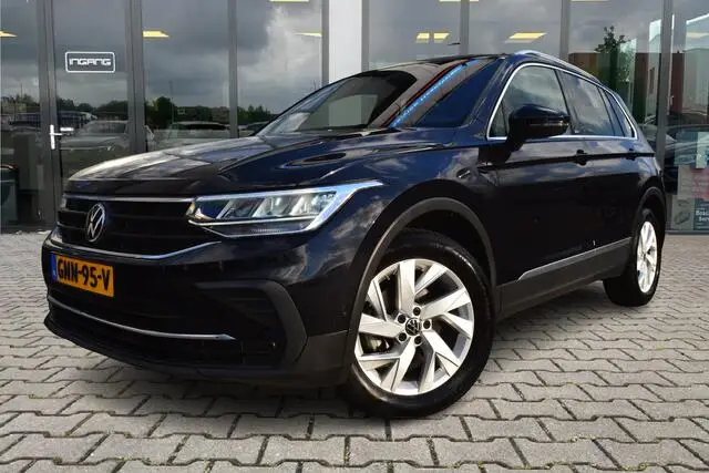 Photo 1 : Volkswagen Tiguan 2023 Petrol