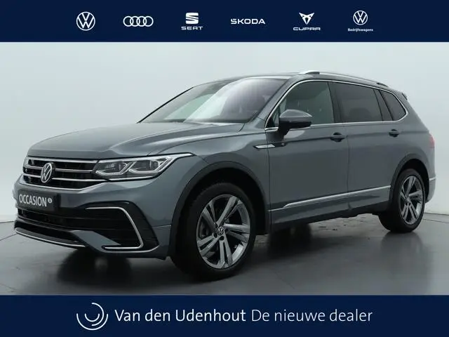 Photo 1 : Volkswagen Tiguan 2024 Petrol