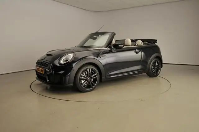 Photo 1 : Mini Cooper 2023 Essence