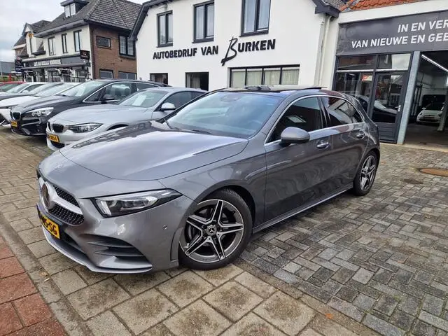 Photo 1 : Mercedes-benz Classe A 2020 Petrol