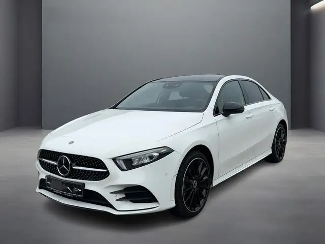 Photo 1 : Mercedes-benz Classe A 2022 Hybride