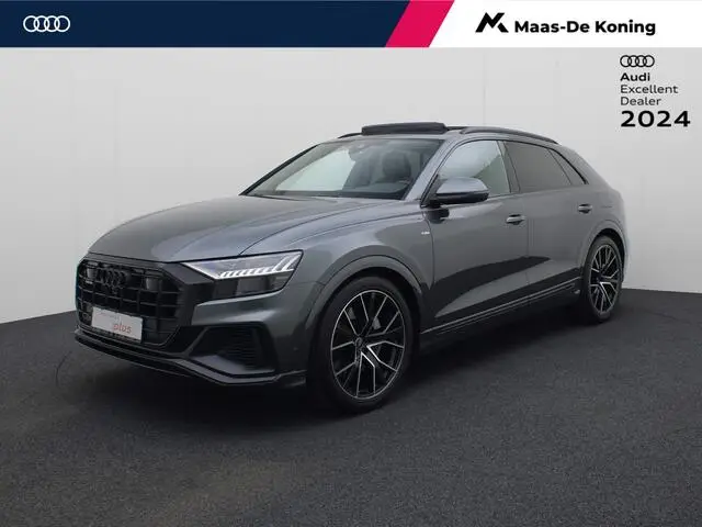 Photo 1 : Audi Q8 2022 Hybride