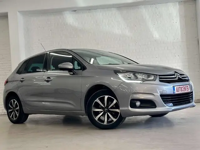 Photo 1 : Citroen C4 2018 Petrol