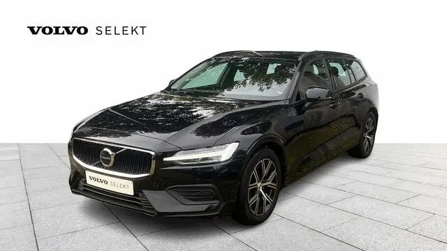 Photo 1 : Volvo V60 2022 Petrol