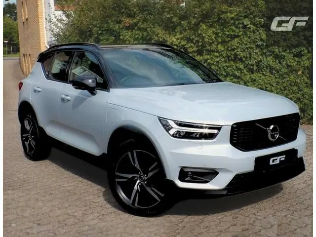 Photo 1 : Volvo Xc40 2021 Hybride