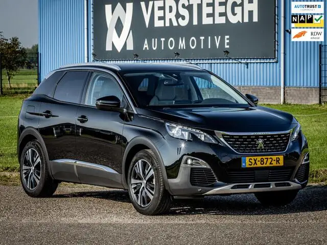 Photo 1 : Peugeot 3008 2018 Petrol