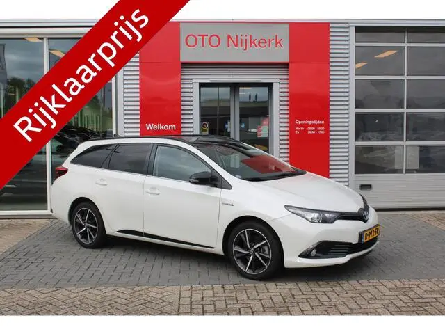 Photo 1 : Toyota Auris 2018 Hybride