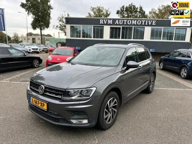 Photo 1 : Volkswagen Tiguan 2017 Petrol