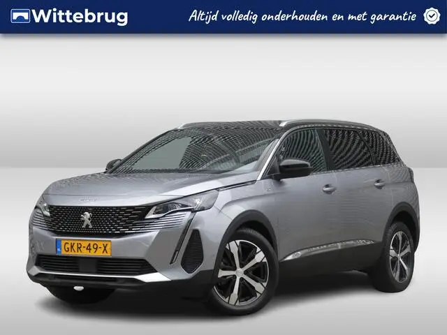 Photo 1 : Peugeot 5008 2023 Petrol