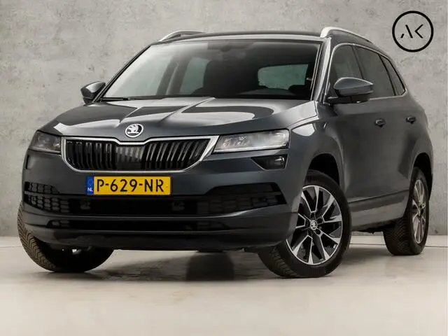 Photo 1 : Skoda Karoq 2021 Essence