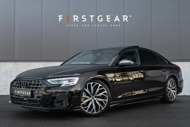 Photo 1 : Audi S8 2022 Petrol