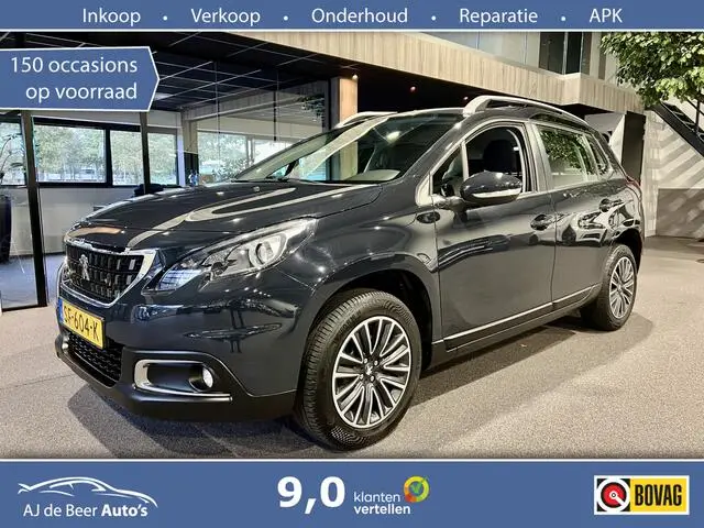 Photo 1 : Peugeot 2008 2018 Petrol