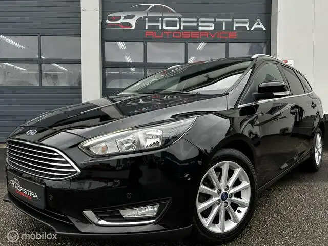 Photo 1 : Ford Focus 2016 Essence