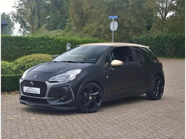 Photo 1 : Ds Automobiles Ds3 2018 Petrol