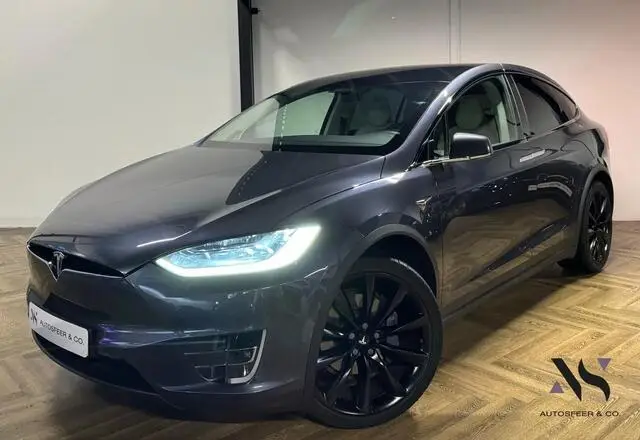 Photo 1 : Tesla Model X 2019 Non renseigné