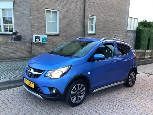 Photo 1 : Opel Karl 2017 Petrol