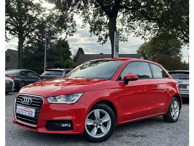 Photo 1 : Audi A1 2016 Essence