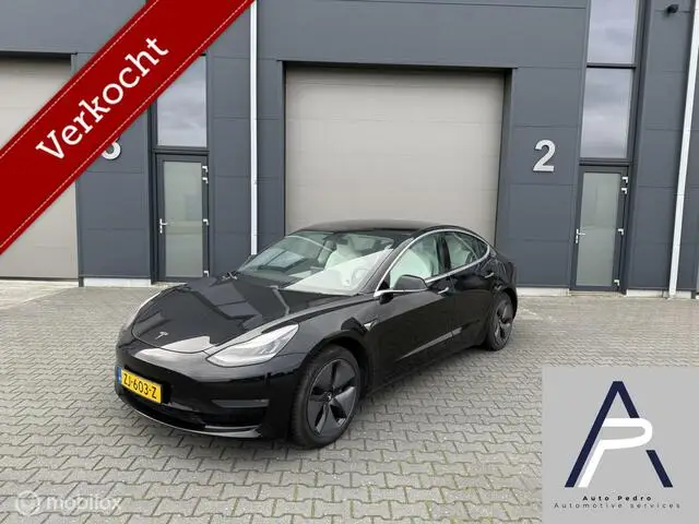 Photo 1 : Tesla Model 3 2019 Électrique