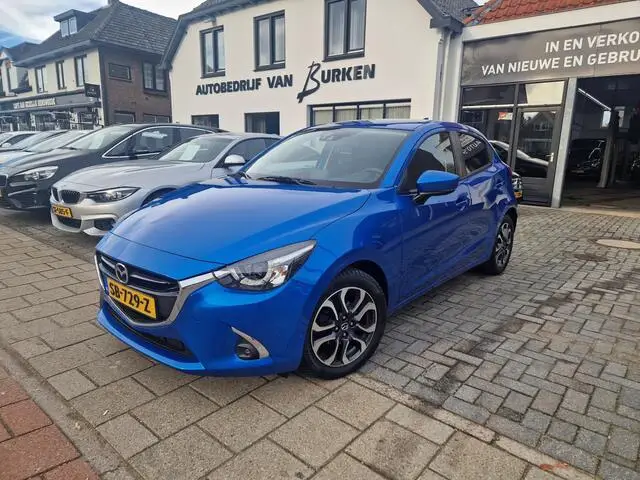 Photo 1 : Mazda 2 2018 Petrol