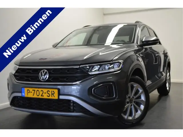 Photo 1 : Volkswagen T-roc 2022 Petrol