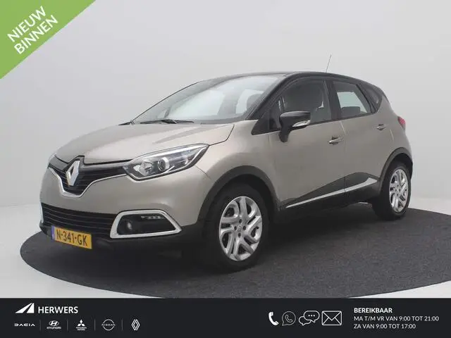 Photo 1 : Renault Captur 2016 Petrol