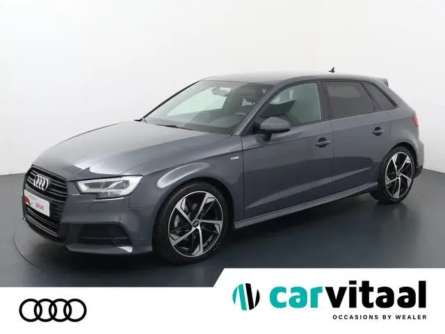 Photo 1 : Audi A3 2019 Essence