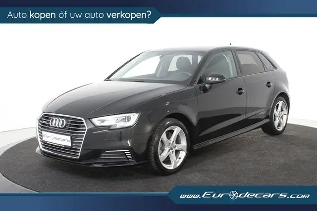 Photo 1 : Audi A3 2020 Hybrid