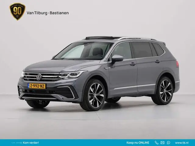 Photo 1 : Volkswagen Tiguan 2024 Essence