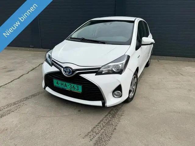 Photo 1 : Toyota Yaris 2017 Hybrid