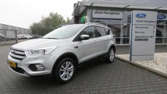 Photo 1 : Ford Kuga 2019 Essence