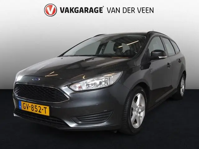 Photo 1 : Ford Focus 2015 Essence