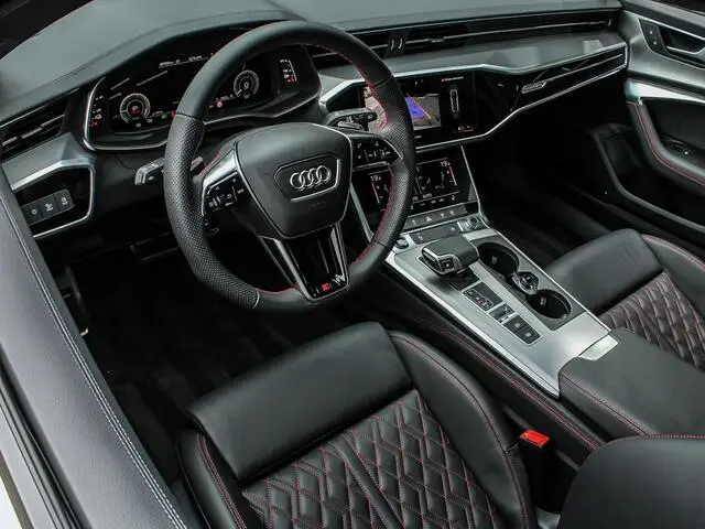 Photo 1 : Audi A6 2024 Hybride