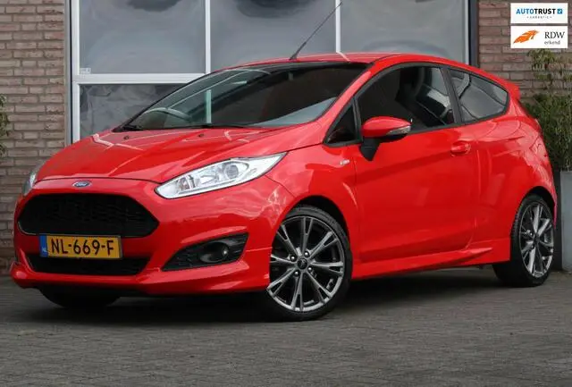 Photo 1 : Ford Fiesta 2017 Petrol