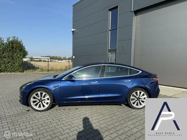 Photo 1 : Tesla Model 3 2019 Électrique