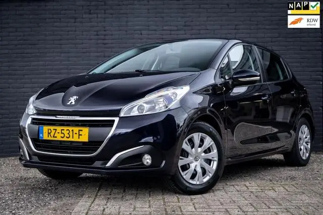 Photo 1 : Peugeot 208 2018 Petrol