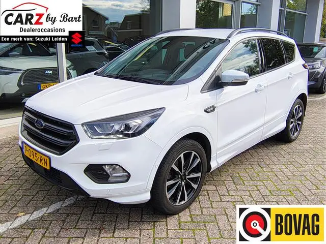 Photo 1 : Ford Kuga 2018 Essence